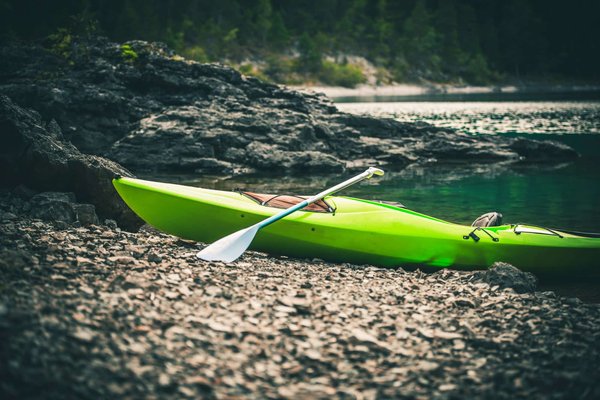 Conseil pour trouver un kayak pour naviguer au plusproche de la nature
